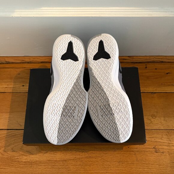 Nike Kobe Mamba Fury TB Mens 9.5 | Black Grey | New With Box - Picture 4 of 4